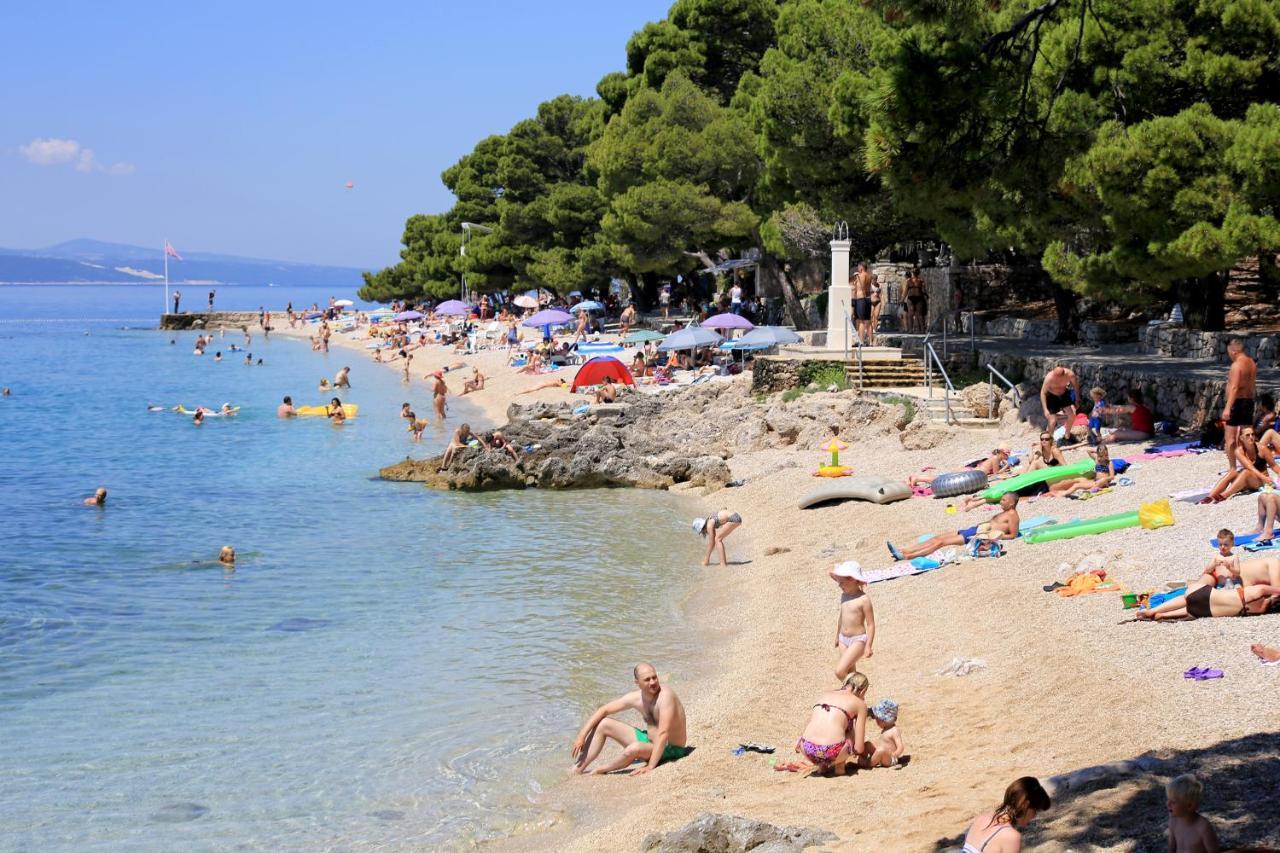 Apartments By The Sea Brela, Makarska - 6688 Zewnętrze zdjęcie