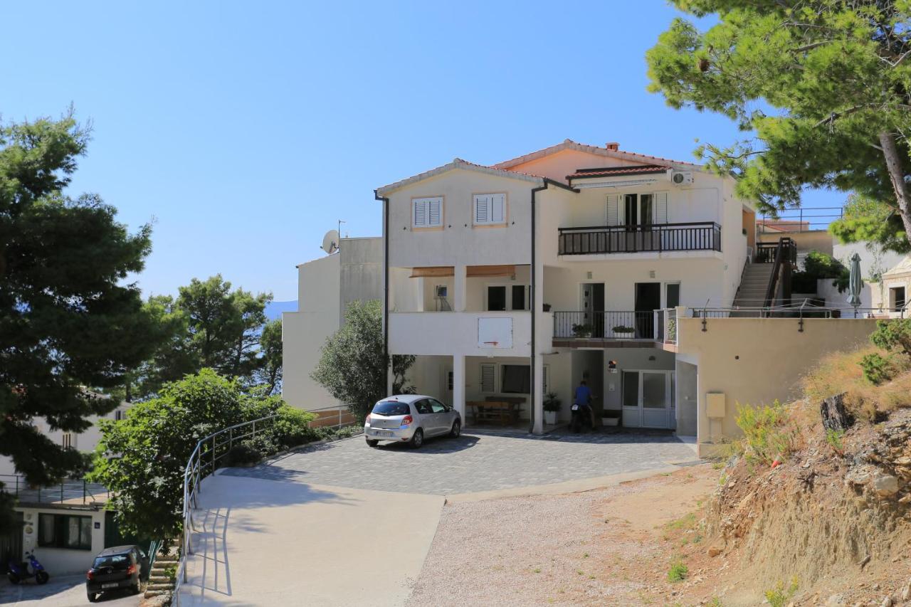 Apartments By The Sea Brela, Makarska - 6688 Zewnętrze zdjęcie