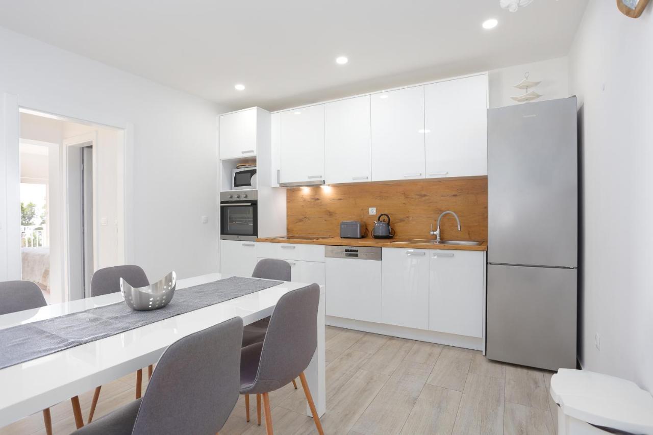 Apartments By The Sea Brela, Makarska - 6688 Zewnętrze zdjęcie