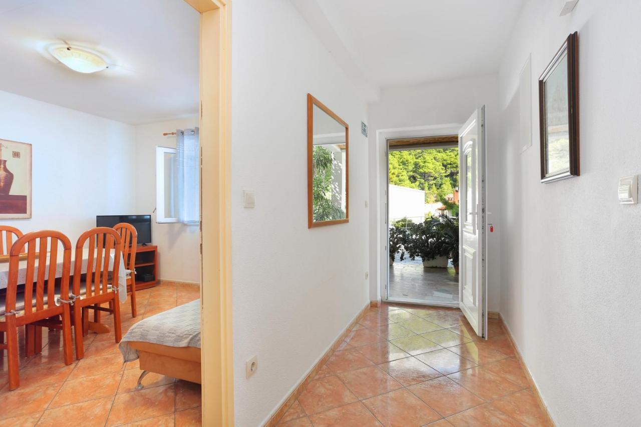 Apartments By The Sea Brela, Makarska - 6688 Zewnętrze zdjęcie
