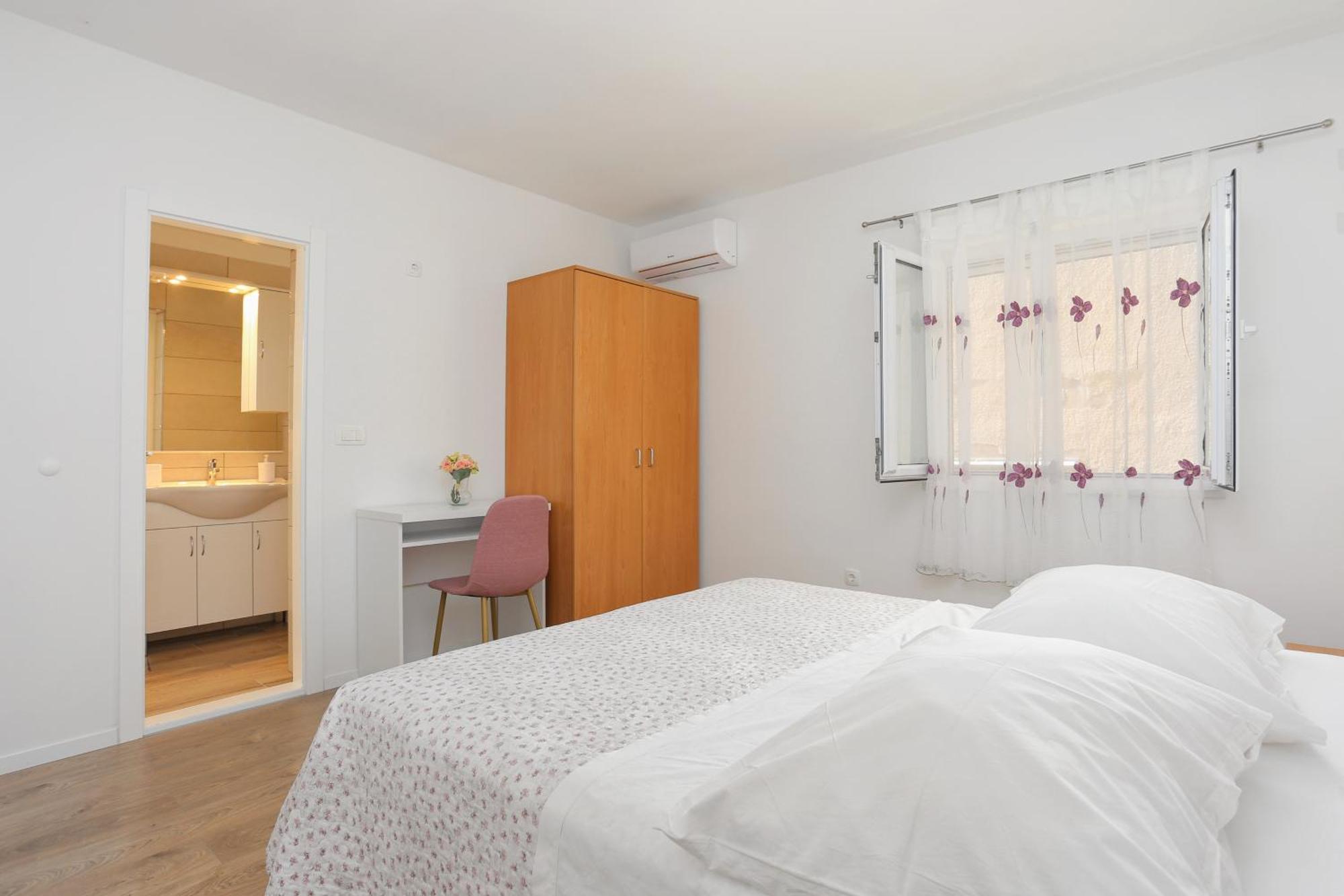Apartments By The Sea Brela, Makarska - 6688 Pokój zdjęcie